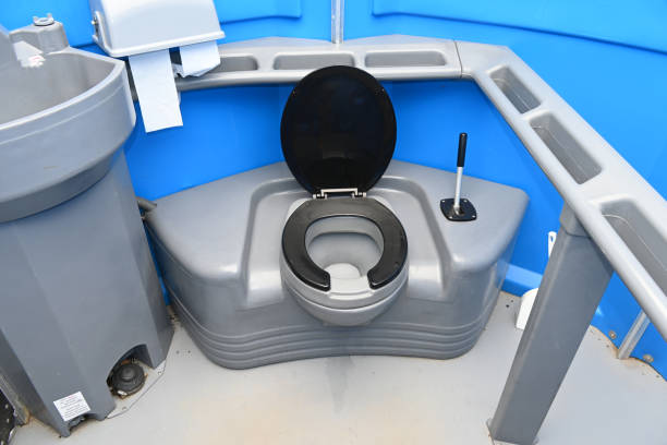 Portable Toilet Options We Offer in Benton, IL