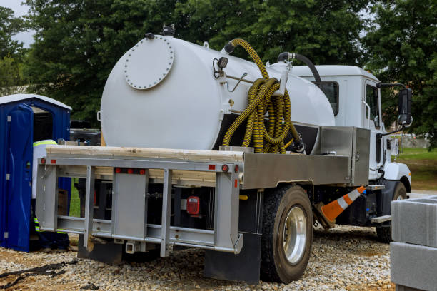 Best Portable toilet rental cost  in Benton, IL